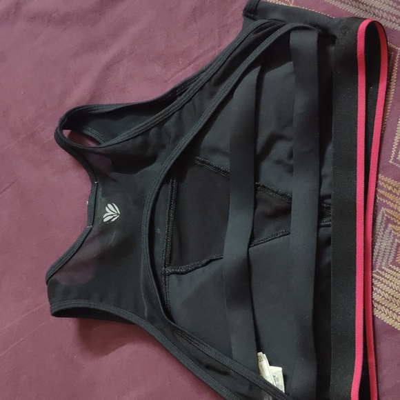 Forever 21 sports bra - Picture 3 of 6